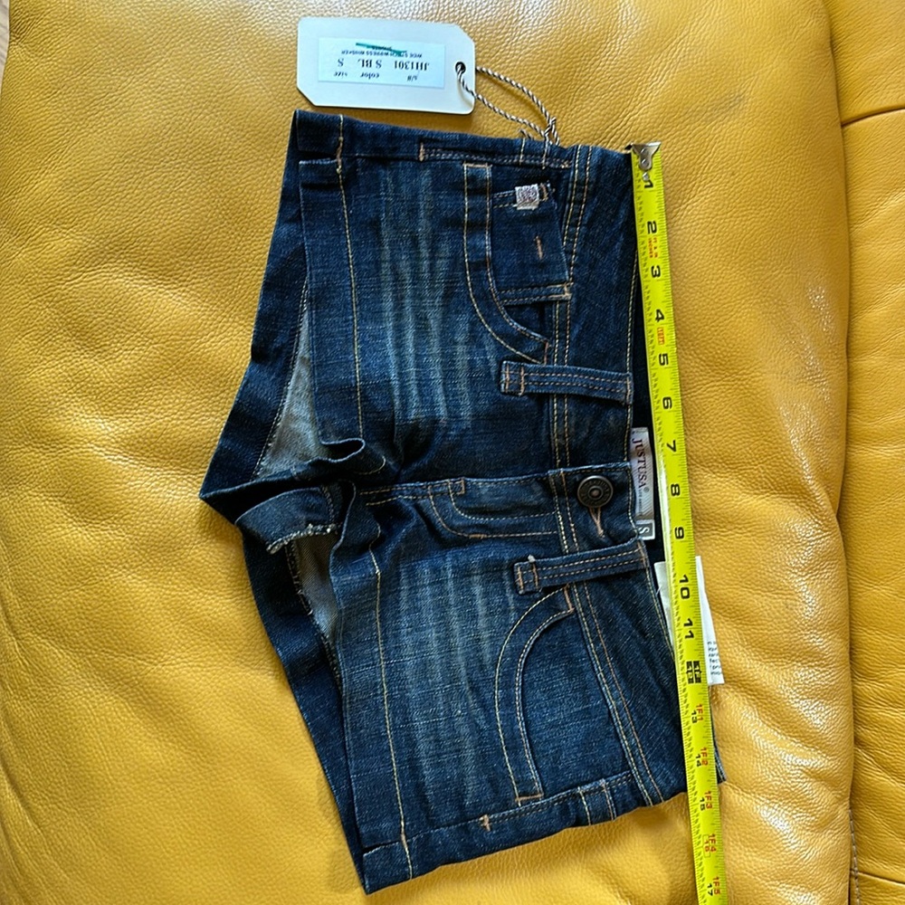 Just USA short shirts size S NWT jeans